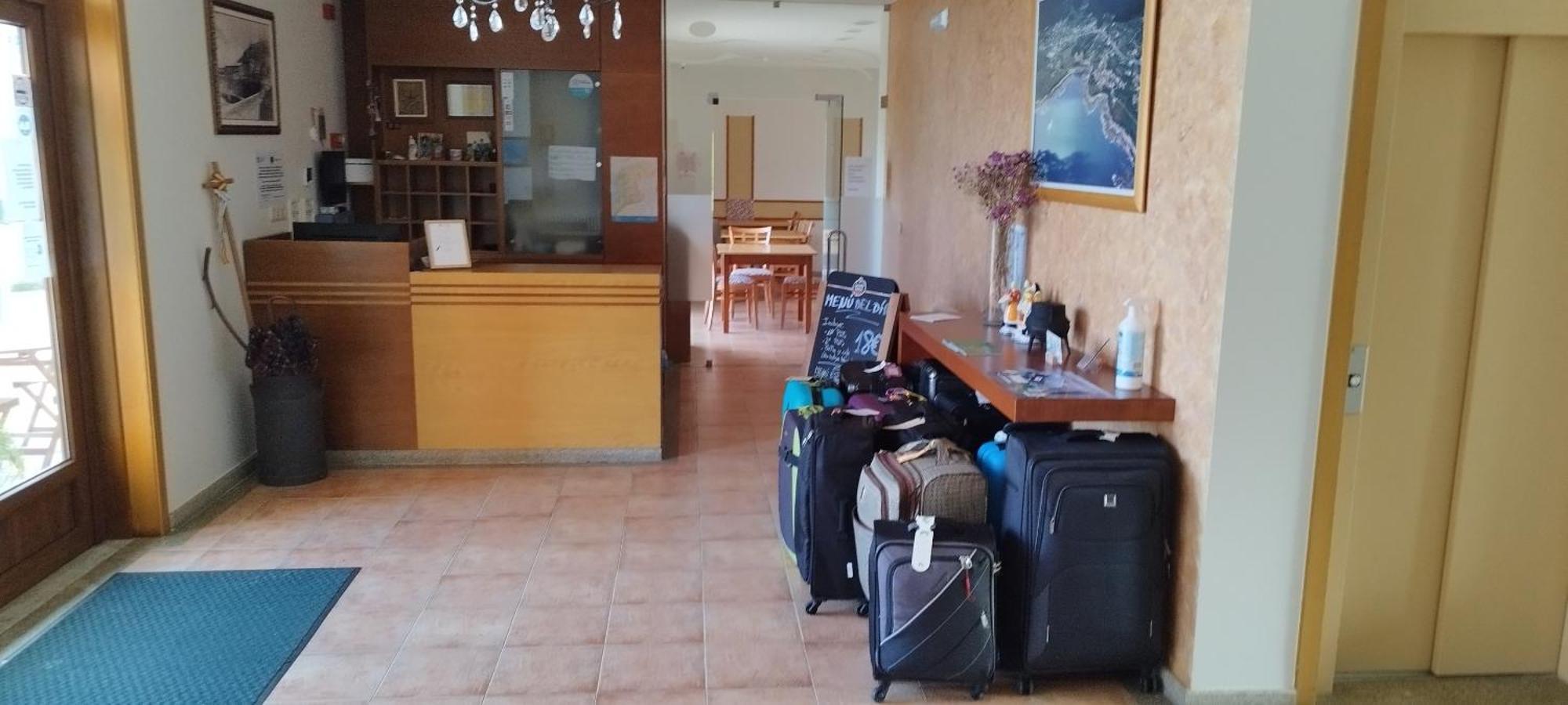 Hotel A Raina أويا المظهر الخارجي الصورة