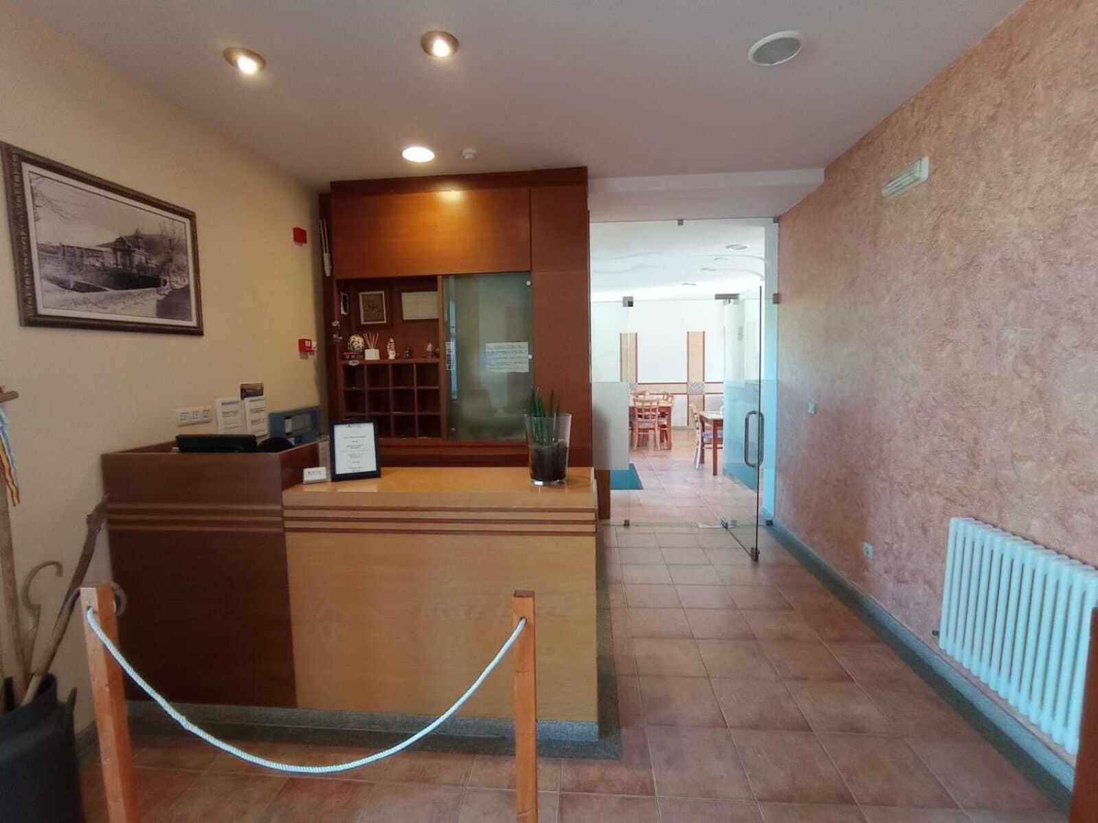 Hotel A Raina أويا المظهر الخارجي الصورة